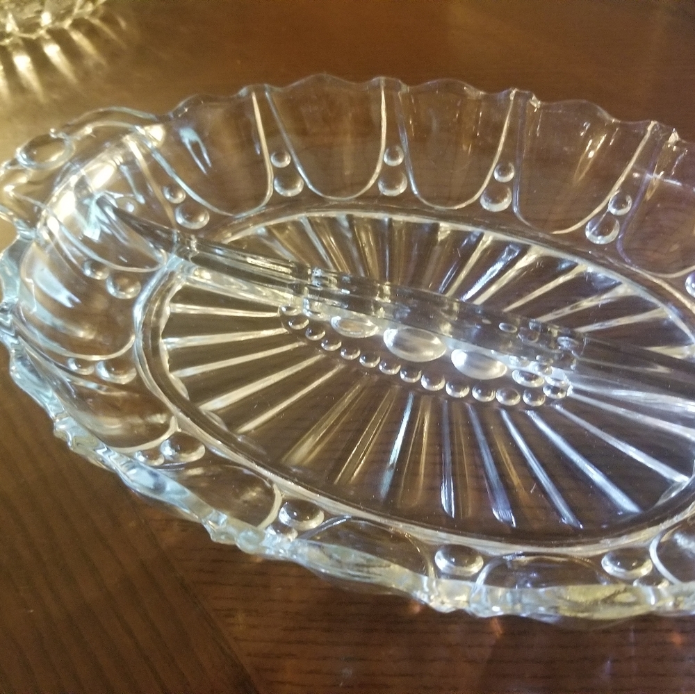 2 crystal serving dishes